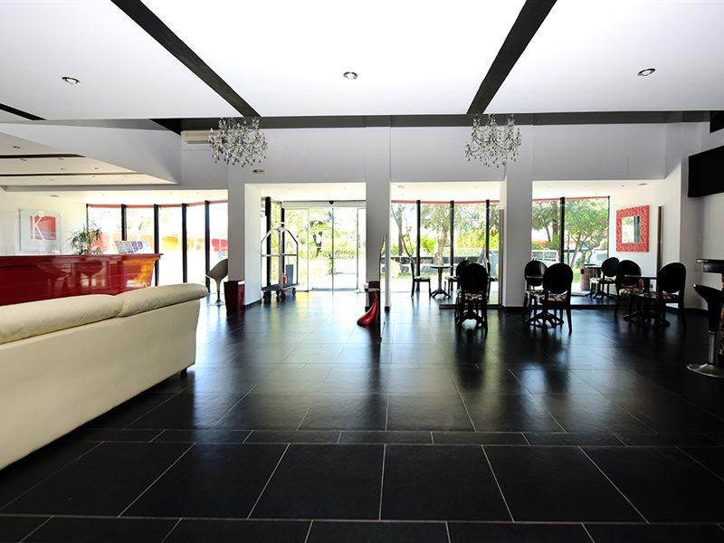 K Boutique Hotel Jaliszósz Kültér fotó