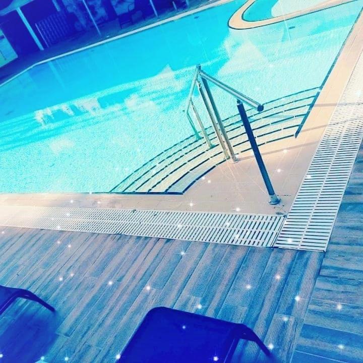 K Boutique Hotel Jaliszósz Kültér fotó